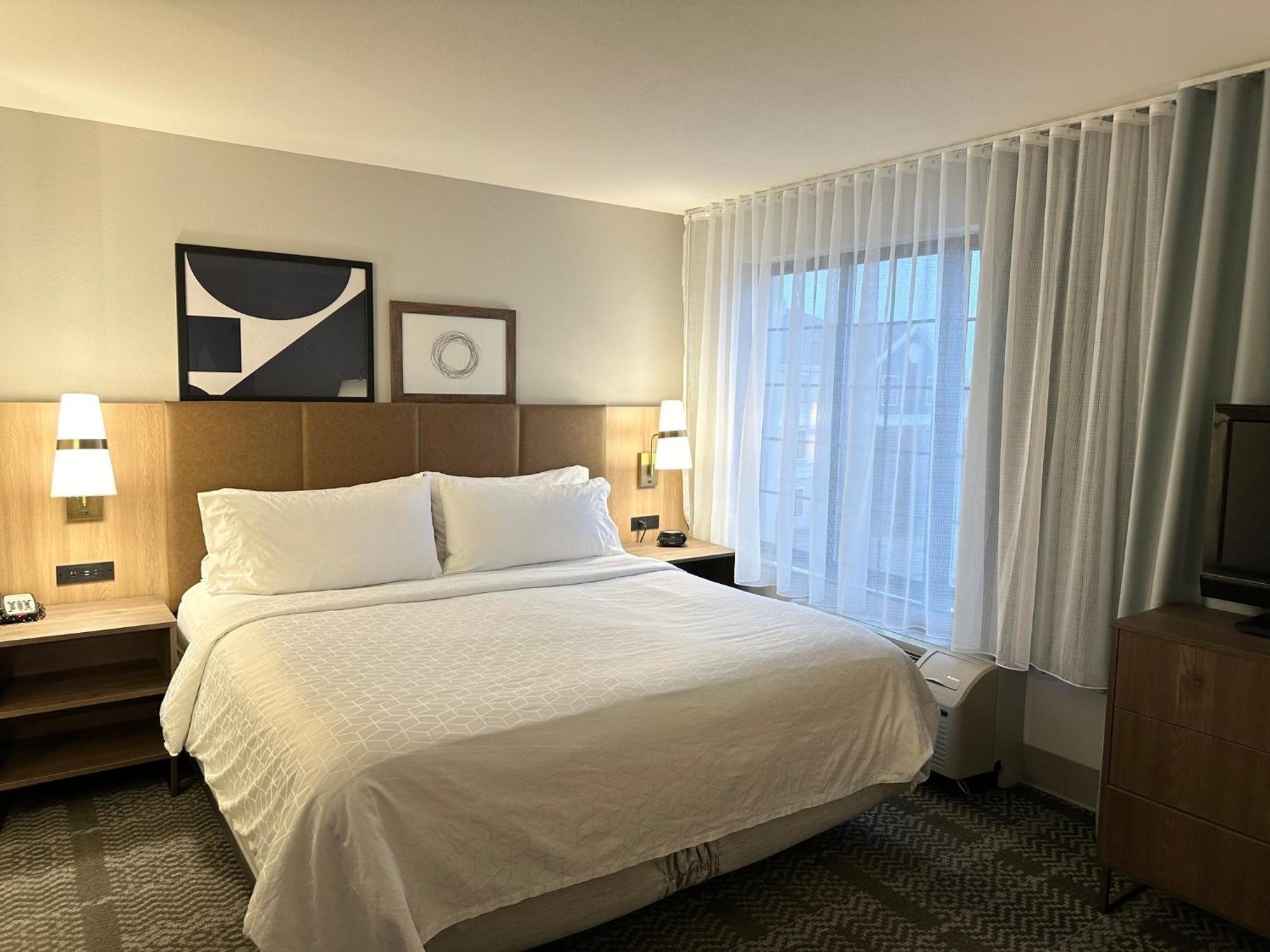 Staybridge Suites Milwaukee West-Oconomowoc By Ihg Esterno foto